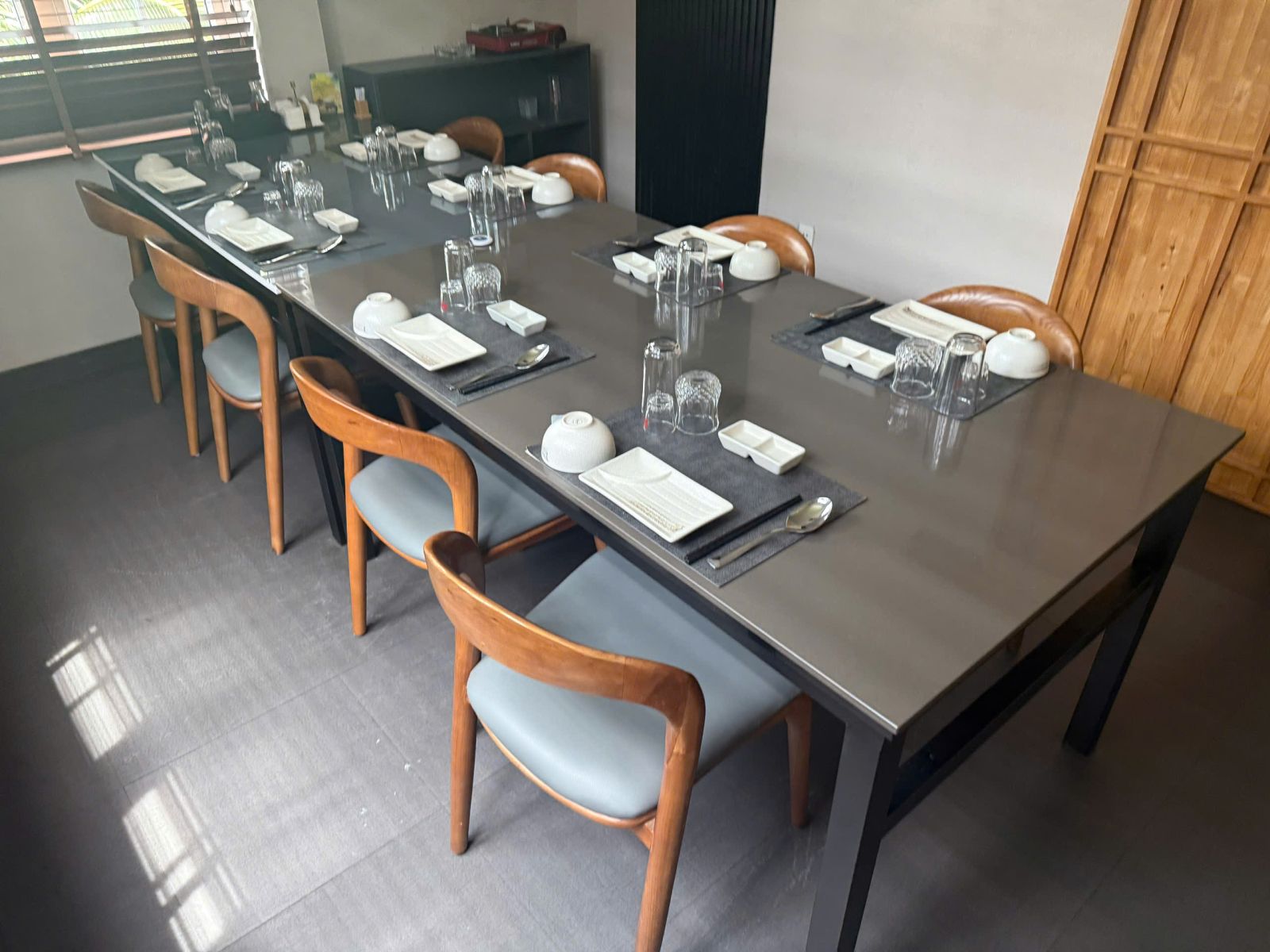 Thanh lý nhà hàng khách sạn